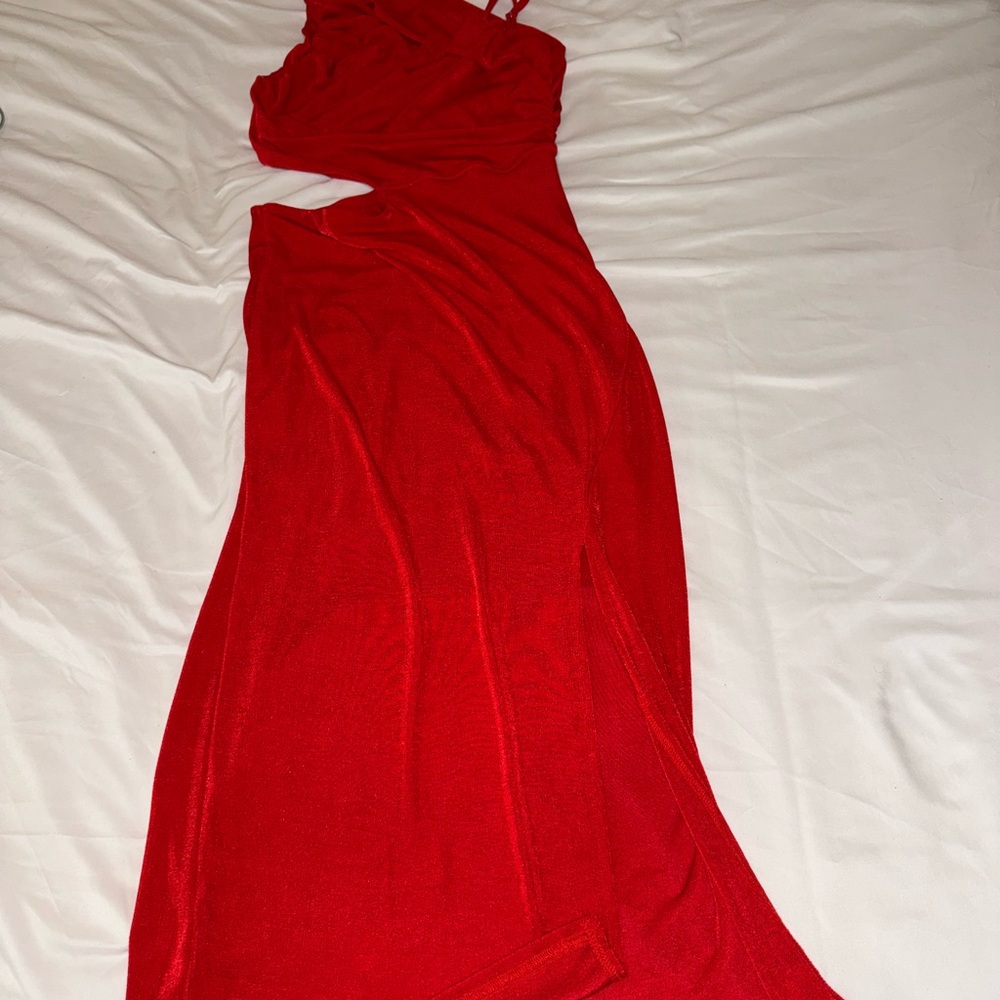Elegant Red Evening Dress